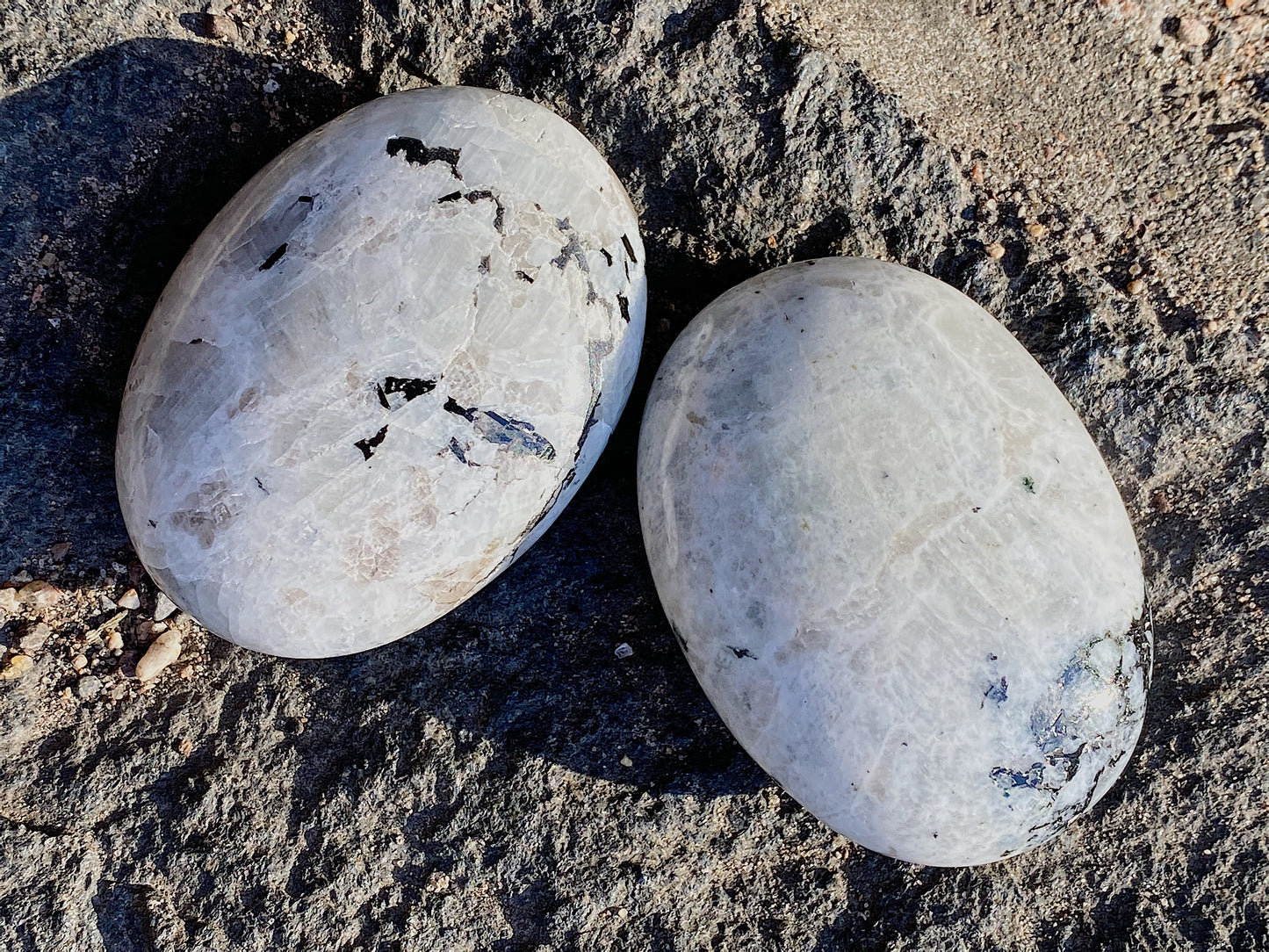 MOONstone Palm Stone