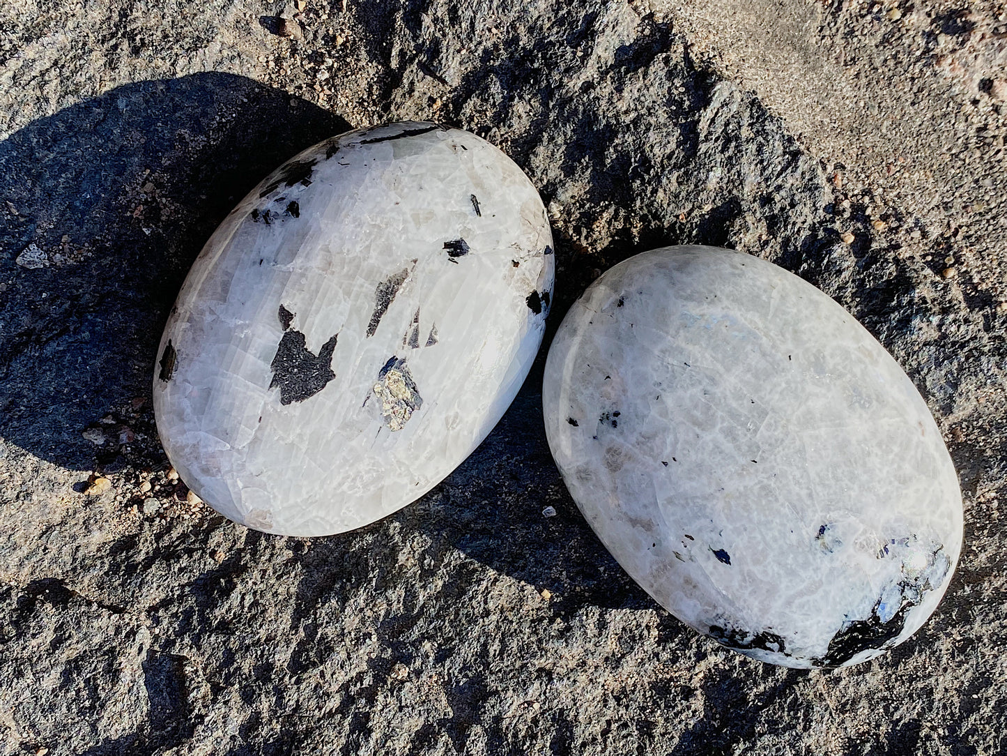 MOONstone Palm Stone