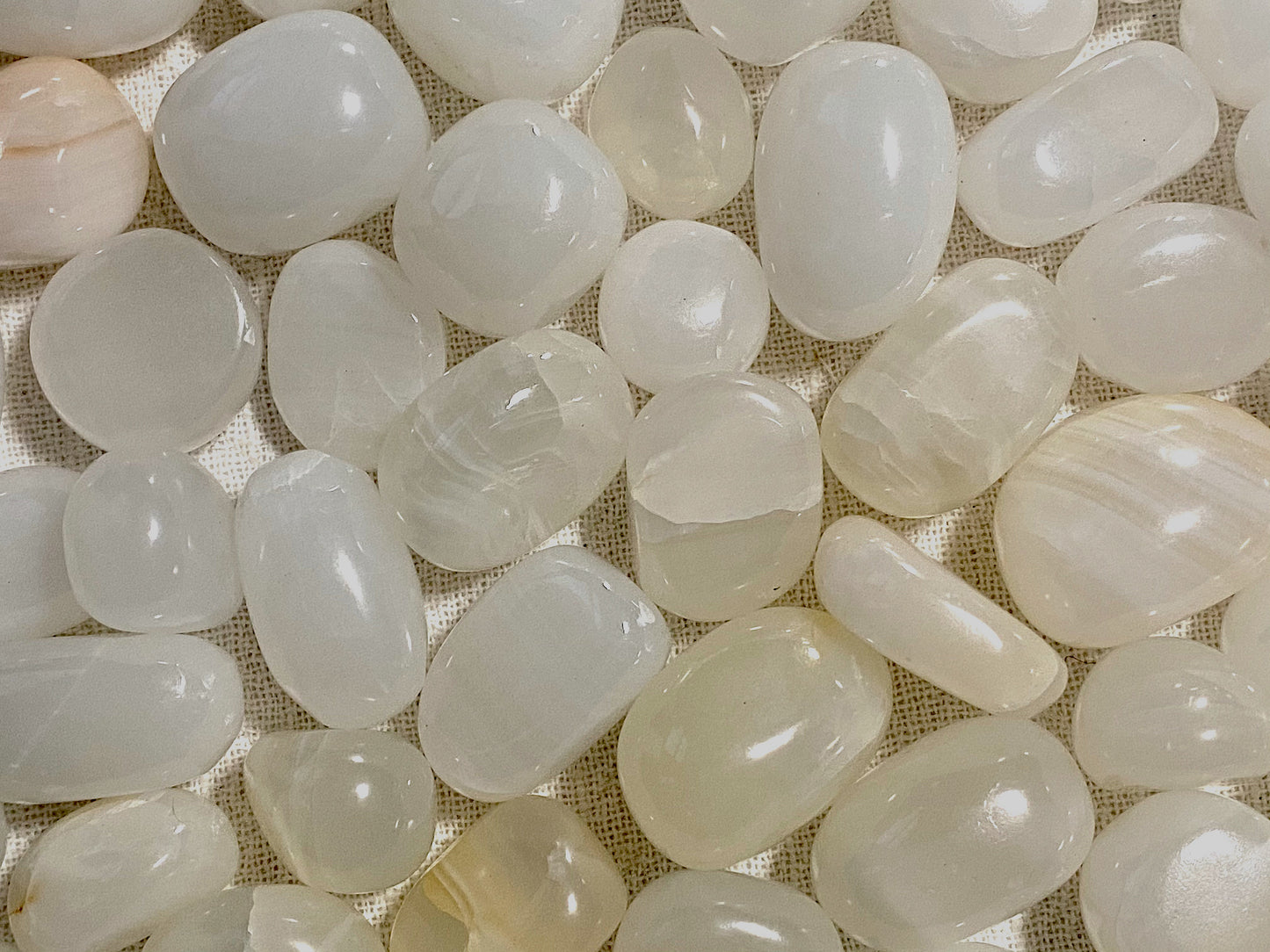 ☆ CALCITE WHITE