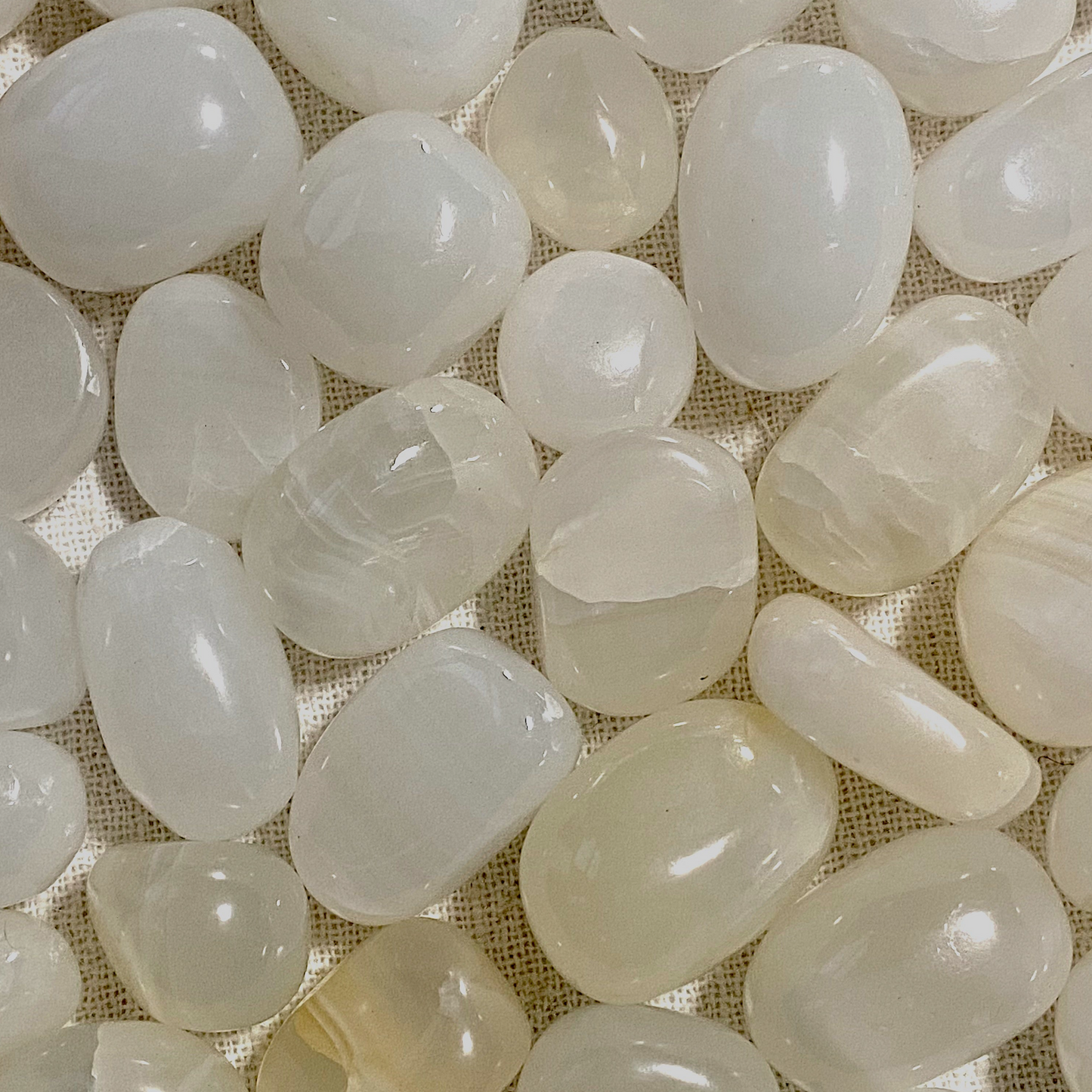 ☆ CALCITE WHITE