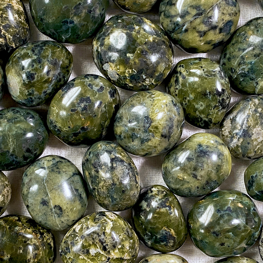 ☆ NEPHRITE JADE