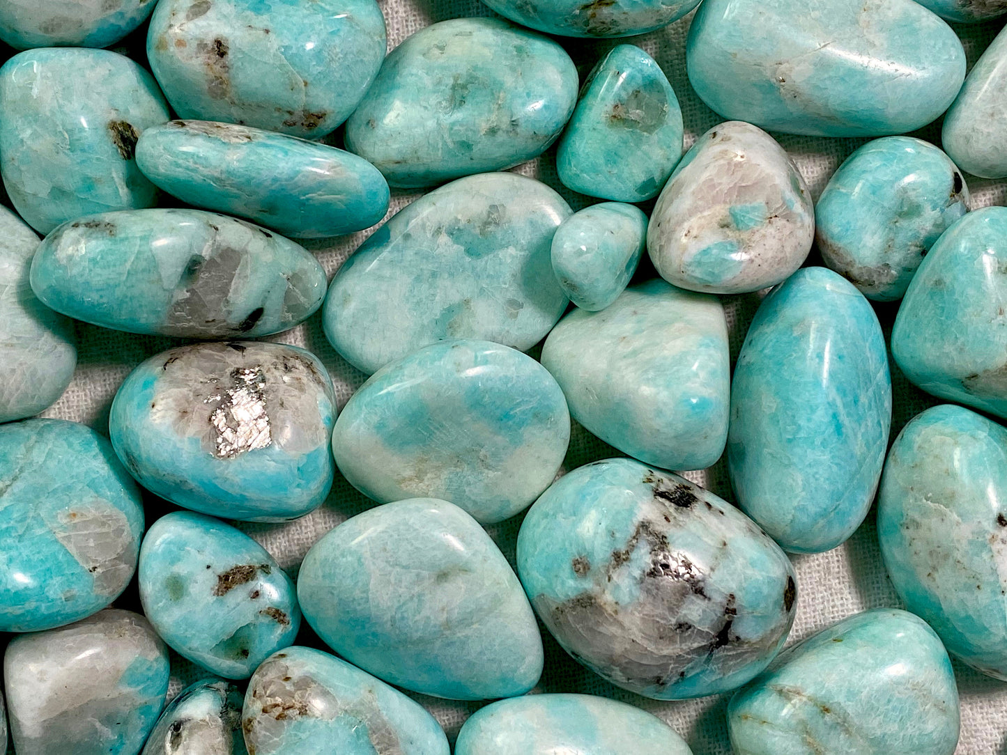 ☆ AMAZONITE