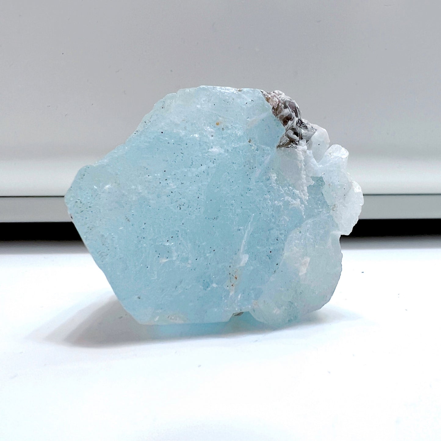 AQUAMARINE with MICA